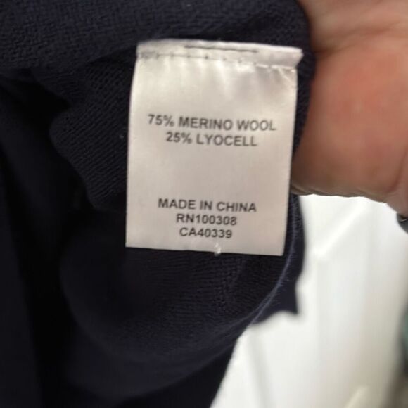 Peter Millar navy blue merino wool v neck sweater size large C33-1 - Picture 3 of 4